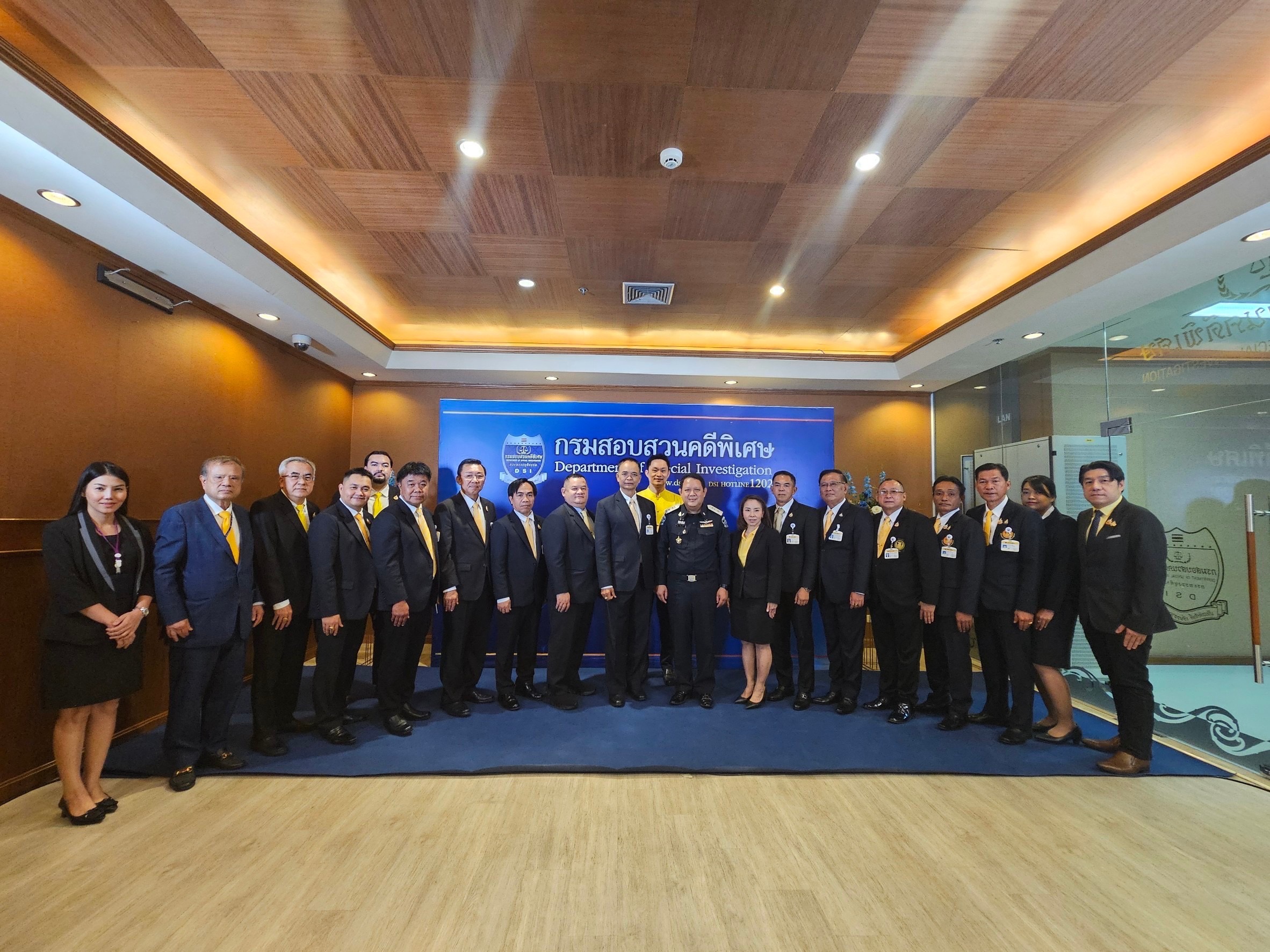 กมธ.การกฎหมาย และการยุติธรรม วุฒิสภา ศึกษาดูงาน ณ กรมสอบสวนคดีพิเศษ