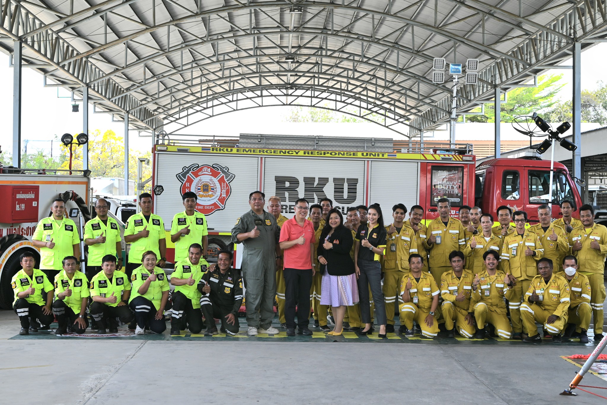 มูลนิธิร่วมกตัญญู ให้การต้อนรับ COL OW YONG TUCK WAH ตำแหน่ง Deputy Director (Development) จากสถาบัน Civil Defence Academy (CDA) ประเทศสิงคโปร์