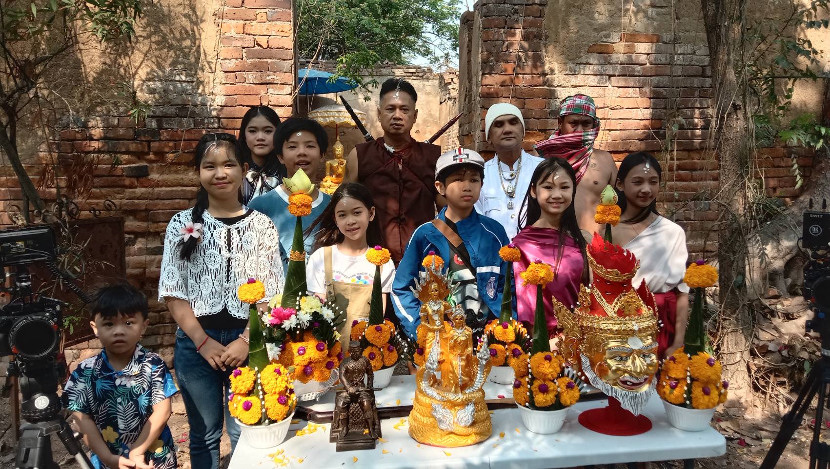 ข่าวบันเทิงเริงใจ ตอน ตะลุยกองถ่ายทำ ภาพยนต์สั้น เรื่อง มิติข้ามภพ