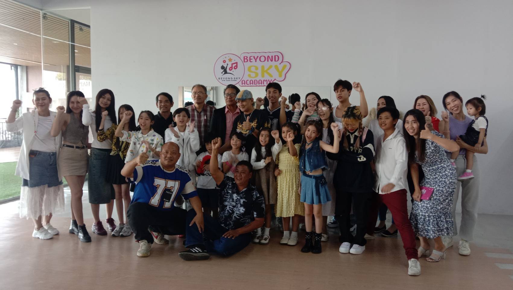 งานCasting ศิลปินหน้าใหม่ Touch Media,Touch Entertainment,AEC TV Channel,ดาราวาไรตี้ ร่วมกันจัดการAudition นักแสดงและศิลปินหน้าใหม่เพื่อเข้าสู่วงการบันเทิงและรองรับSoft Powerด้านวัฒธรรมของชาติและรัฐบาล
